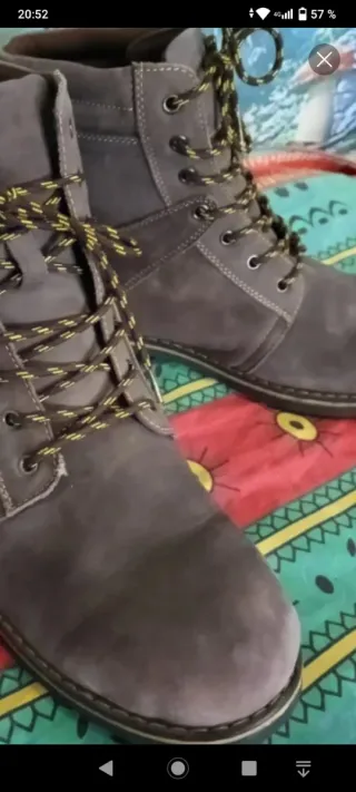 Botas de gamuza hombre grises 44 Nuevas