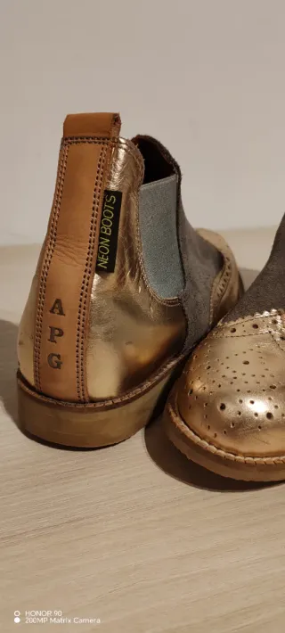 Botines Mujer Oro y Gris