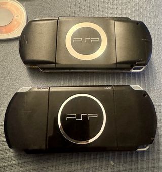 2 Sony PSP Street Negra + 5 UMDs