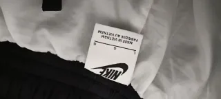 Pantalón Nike Negro y Blanco