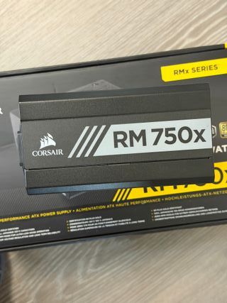 Fuente Alimentación Corsair RM750x 750W