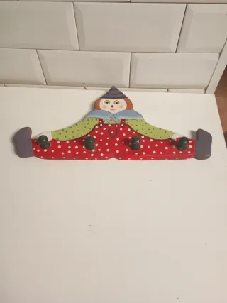 Perchero payaso madera antiguo