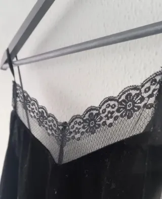 Top lencero encaje negro