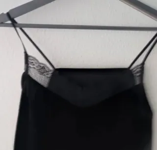 Top lencero encaje negro