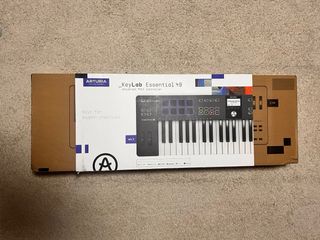 Controlador MIDI Arturia KeyLab Essential 49