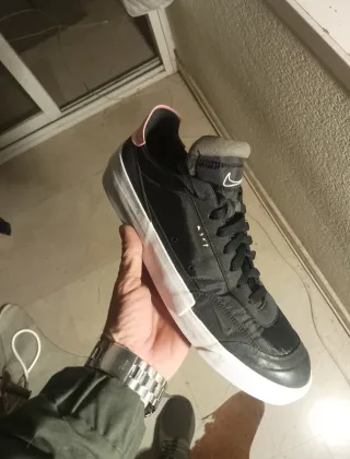 Zapatillas Nike Negras y Rosas