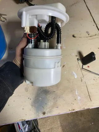 Bomba gasolina Clio 2