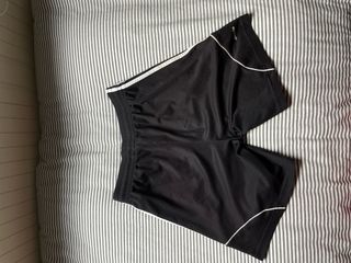 Pantalón corto Adidas negro