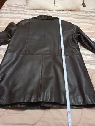 Chaquetón de piel marrón