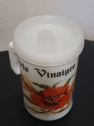 Aceto Arcopal con fiore rosso