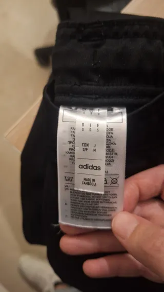 Pantalón Adidas Negro con rayas Rosa