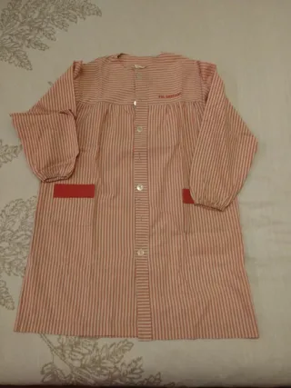 Conjunto 2 batas escolares T-10