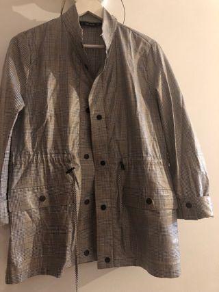 Gabardina Zara Beige Talla S