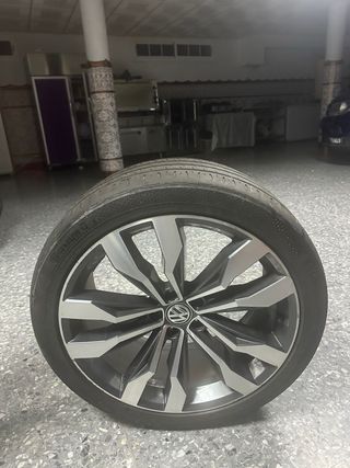 Llantas Tiguan R Line 20”