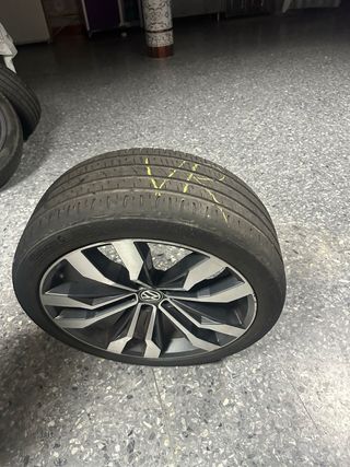 Llantas Tiguan R Line 20”