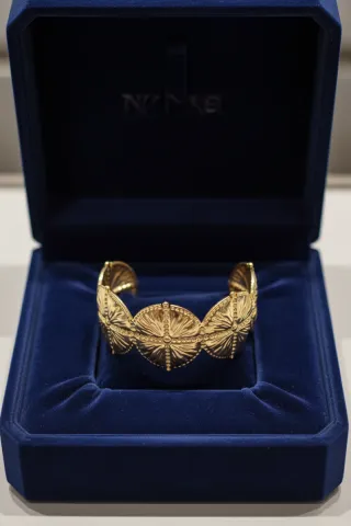 Brazalete Roma Acero Dorado