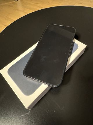 iPhone 13 128GB Medianoche