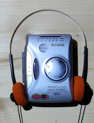 Walkman Aiwa TA473 Radio Cassette Player NUEVO!!