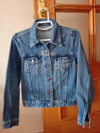 Cazadora vaquera vintage Only Girls