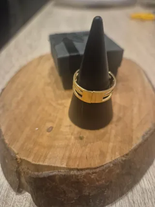 Anillo acero líneas infinito dorado ajustable