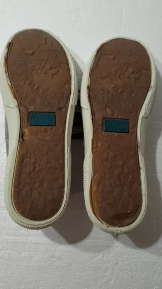 Deportivos Natural World Talla 44 Gris