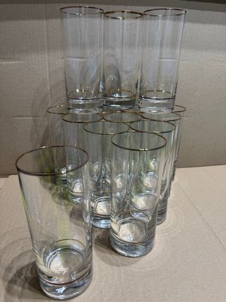 14 Vasos de Cristal Altos con Borde Dorado