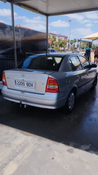 Opel Astra 2000