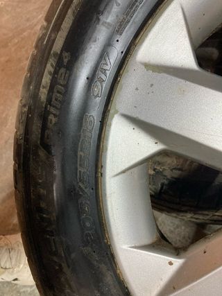 Llantas y Neumáticos 205/55/16 Opel