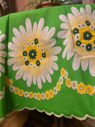 Tovaglia rotonda con 8 tovaglioli abbinati