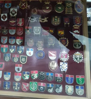 Insignias militares de la Guardia Civil