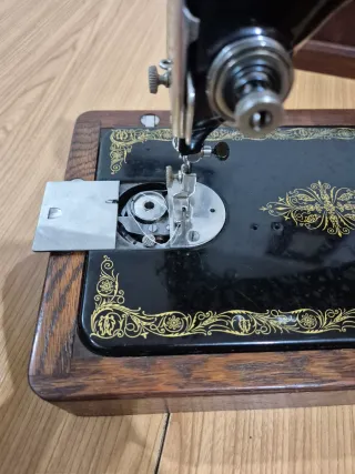 Máquina de coser Singer 99k manual (manivela)