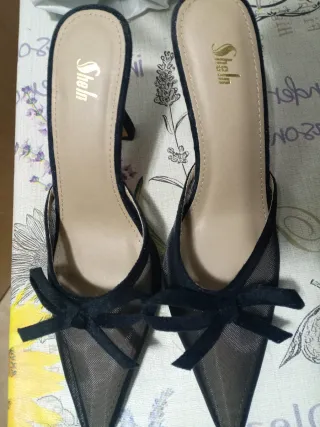 Zapatos de tacón Shein negros con lazo