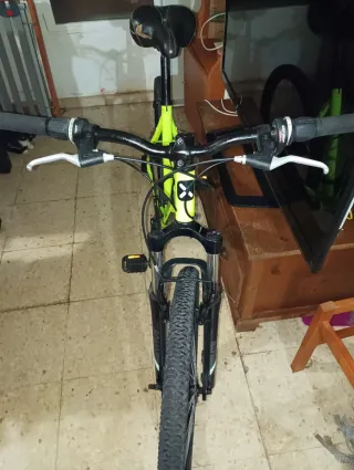 Bicicleta Montaña B Twin Negra/Amarilla