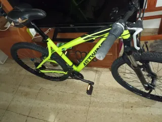 Bicicleta Montaña B Twin Negra/Amarilla