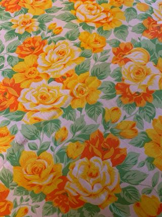 Tovaglia rotonda con 6 tovaglioli floreali