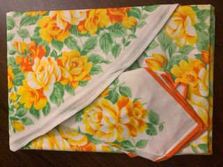 Tovaglia rotonda con 6 tovaglioli floreali