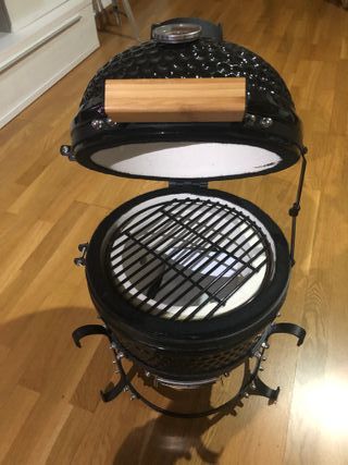 Barbacoa Kamado Negra Nueva Sin Usar