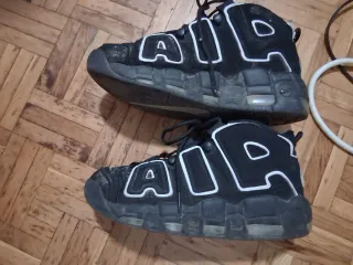 Nike Air More Uptempo Negro