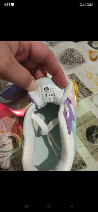 Scarpe con rotelle Phteer