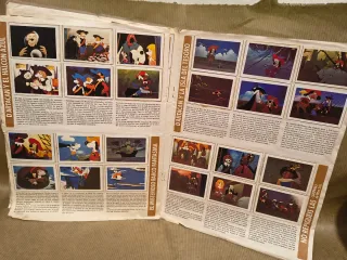 D'Artacan y los tres Mosqueperros Libro Cromos