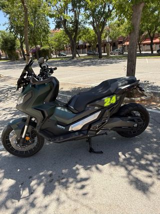Moto Honda X-ADV 2021 Verde Oscuro