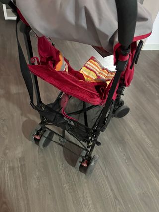 Carro de paseo tipo bastón rojo