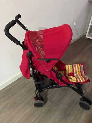Carro de paseo tipo bastón rojo