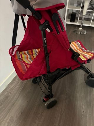 Carro de paseo tipo bastón rojo