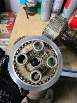 Caja cambios y discos embrague Kawasaki Z750