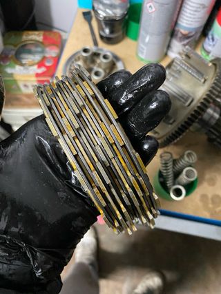 Caja cambios y discos embrague Kawasaki Z750