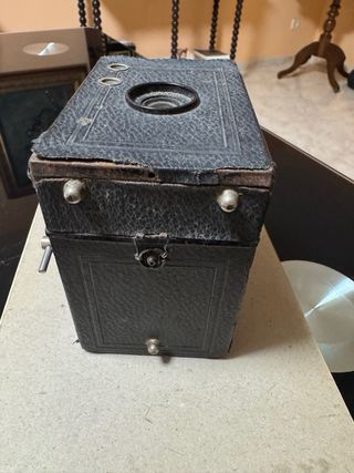 Cámara fotográfica antigua Boss-Tengon