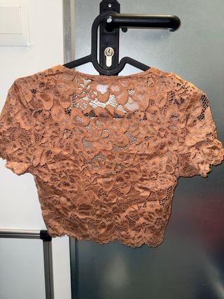 Blusa Zara encaje melocotón talla S
