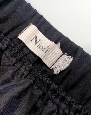 Falda corta negra talla S