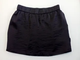 Falda corta negra talla S